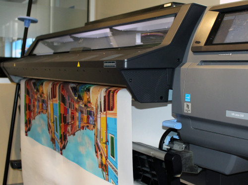 EnduraFab Frontlit Premier printing on an HP Latex 360 printer with HP Latex Inks.