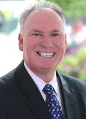 30-year printing industry veteran Jefff jacobson has been named CEO of EFI, which was recently acquired by private equity firm Siris Capital Group.